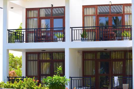 Отель High Park Hotel в Нилавели - Шри-Ланка