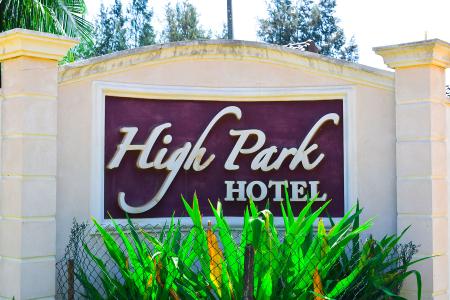 Отель High Park Hotel в Нилавели - Шри-Ланка