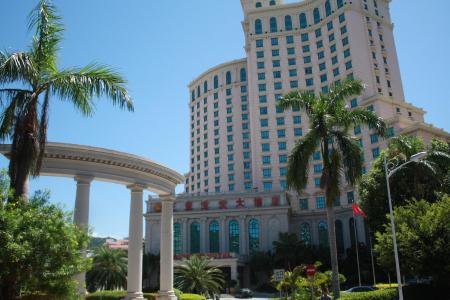 Отель Baohong Hotel Sanya в Дадунхай - Китай