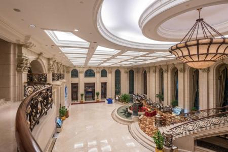 Отель Baohong Hotel Sanya в Дадунхай - Китай