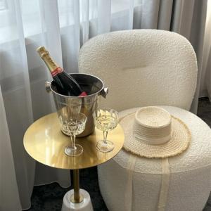 отель Mr.Just's Hotel