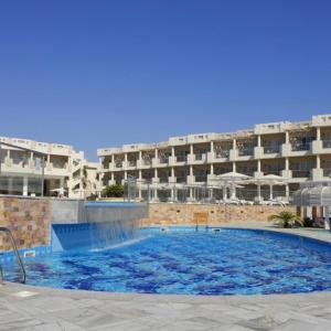 отель Sirena Beach Resort And Spa