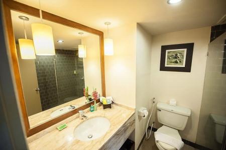 Отель The Seasons Pattaya в Паттайя Центр - Таиланд