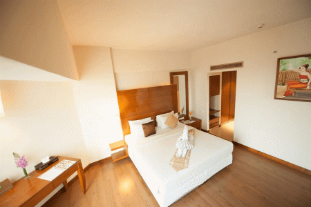 Отель The Seasons Pattaya в Паттайя Центр - Таиланд