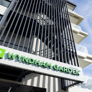 отель Wyndham Garden Naithon Phuket