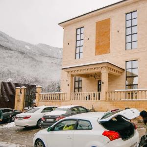 отель Вершина (ул. Защитников Кавказа)