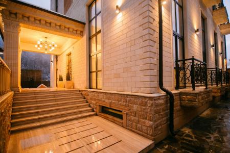 Отель Вершина (ул. Защитников Кавказа) в Поселок Красная Поляна - Россия