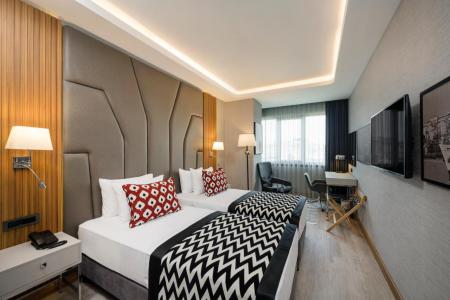 Отель Ramada Encore by Wyndham Istanbul Sisli в Шишли - Турция
