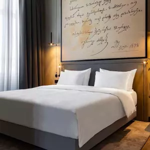 отель Radisson RED Tbilisi
