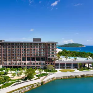 отель Hualuxe Sanya Yalong Bay Resort, an IHG Hotel