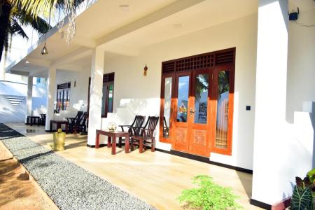 Отель Aliya Aliya Hikkaduwa в Хиккадува - Шри-Ланка