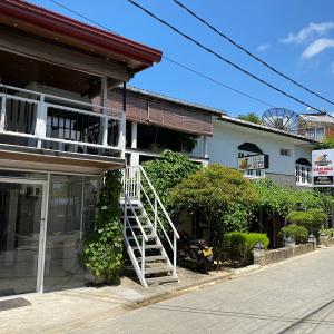 отель Beach Walk Hotel