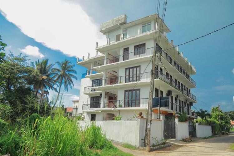 Travellers Hotel Hikkaduwa