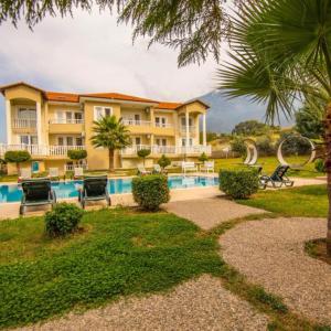 отель Gold Lion Hotel