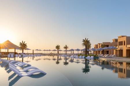 Отель Sofitel Al Hamra Beach Resort в Рас-эль-Хайма - ОАЭ