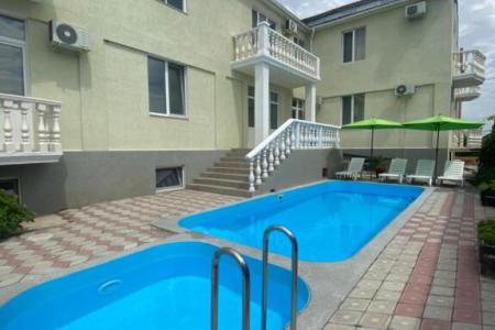 Alexandra guest House