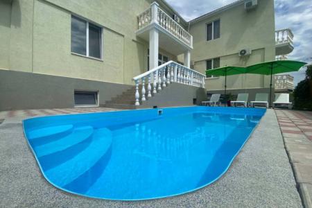 Alexandra guest House