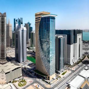 отель The Bentley Luxury Hotel and Suites