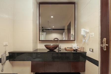 Отель Floral Hotel Dolphin Circle Pattaya в Наклуа - Таиланд