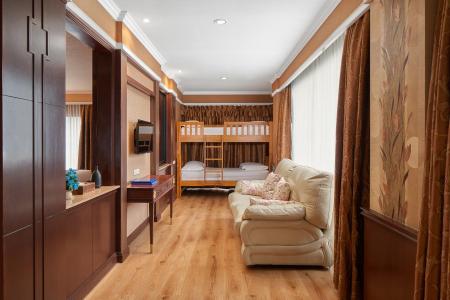 Отель Floral Hotel Dolphin Circle Pattaya в Наклуа - Таиланд