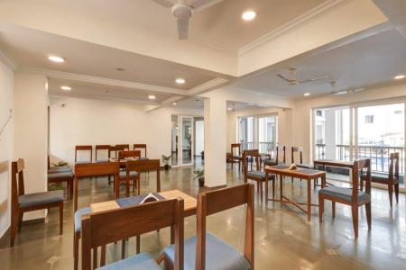 Отель Deep International в Мандрем - Индия