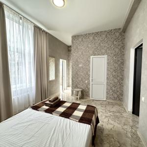 отель Rest House (Лазаревское)