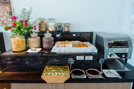 Отель Oriental Beach Pearl Resort в Хуа Хин - Таиланд