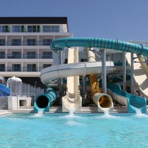 отель Lonicera West Hotel