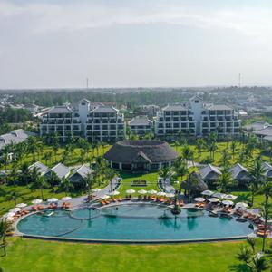 отель Bliss Hoi An Beach Resort And Wellness