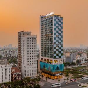 отель Awaken Danang