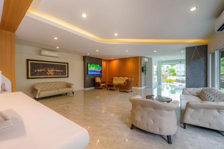 Отель LHC Hotel & Resort в Наклуа - Таиланд