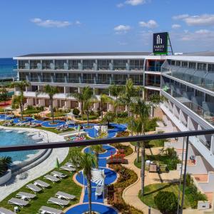 отель Faros Hotel