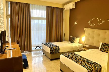 Отель Aryana Queens Beach Resort в Ваддува - Шри-Ланка