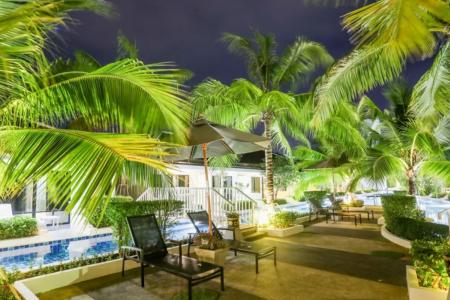 Отель Tuana Hotels Brook Pool Access в Чалонг Бэй - Таиланд