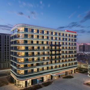 отель Hilton Garden Inn Beijing Daxing International Airport
