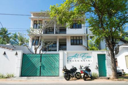 Отель At Ease Beach Hotel в Хиккадува - Шри-Ланка