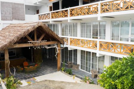 Отель Sands Grand в Ари Атолл - Мальдивы