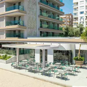 отель Awen Lara Hotel