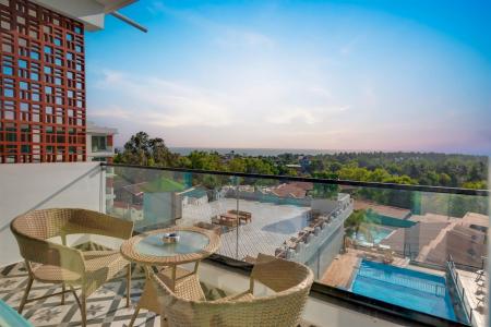 Отель Grand Continent Morjim в Морджим - Индия