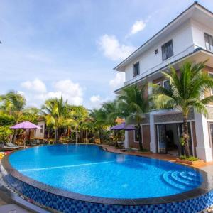 отель Hung Vuong Resort