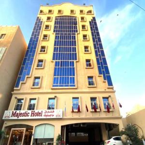 отель Majestic Hotel