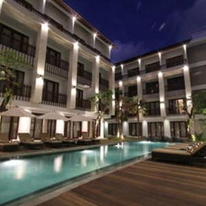 отель Grand La Walon Hotel