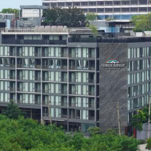 отель Howard Johnson by Wyndham Pattaya JC