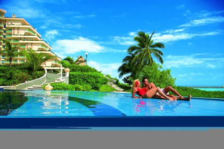 Grand Fiesta Americana Coral Beach