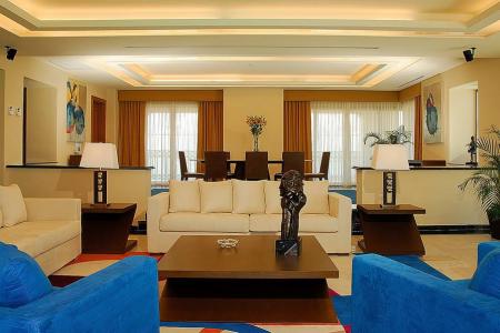 Grand Fiesta Americana Coral Beach