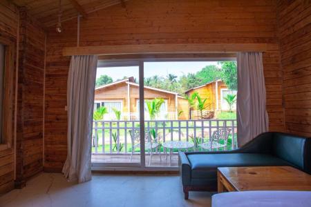 Отель Dallas Beach Resort в Мандрем - Индия