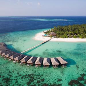 отель Filitheyo Island Resort