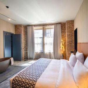 отель Qarvasla Hotel