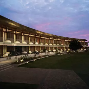 отель Vivanta by Taj - Fisherman`s Cove