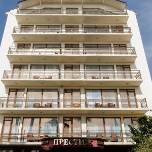 отель Престиж Отель (Просвещения 163)